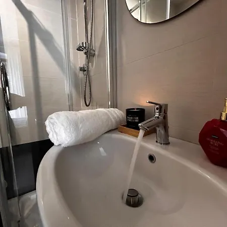 Gigi's 2 Apartment